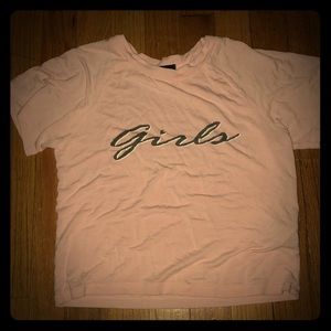 Cropped pink tee. 💕